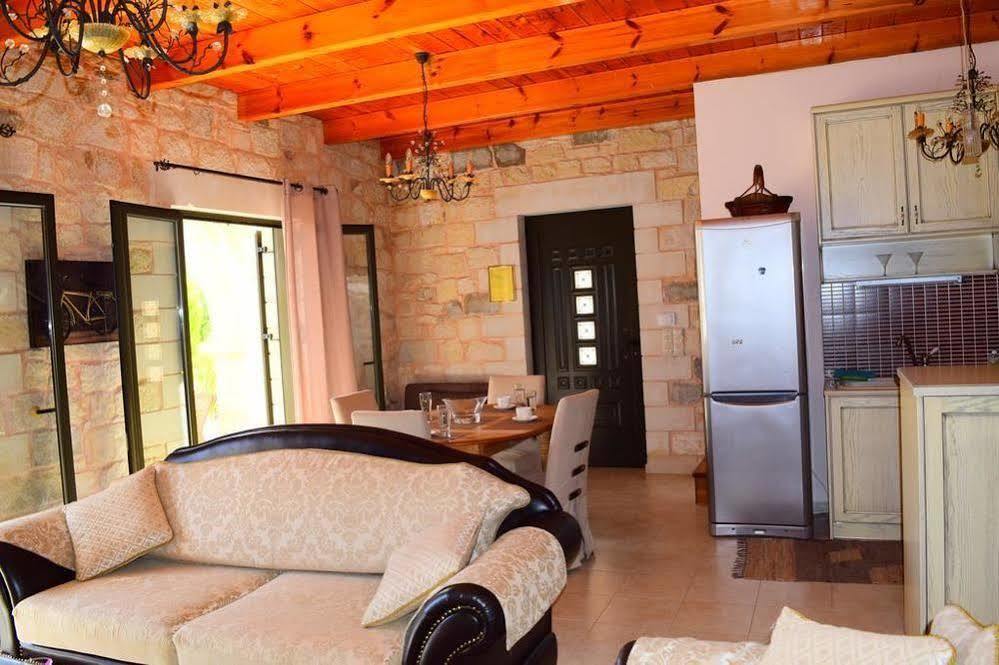 Villa Constancia Stalós Zewnętrze zdjęcie